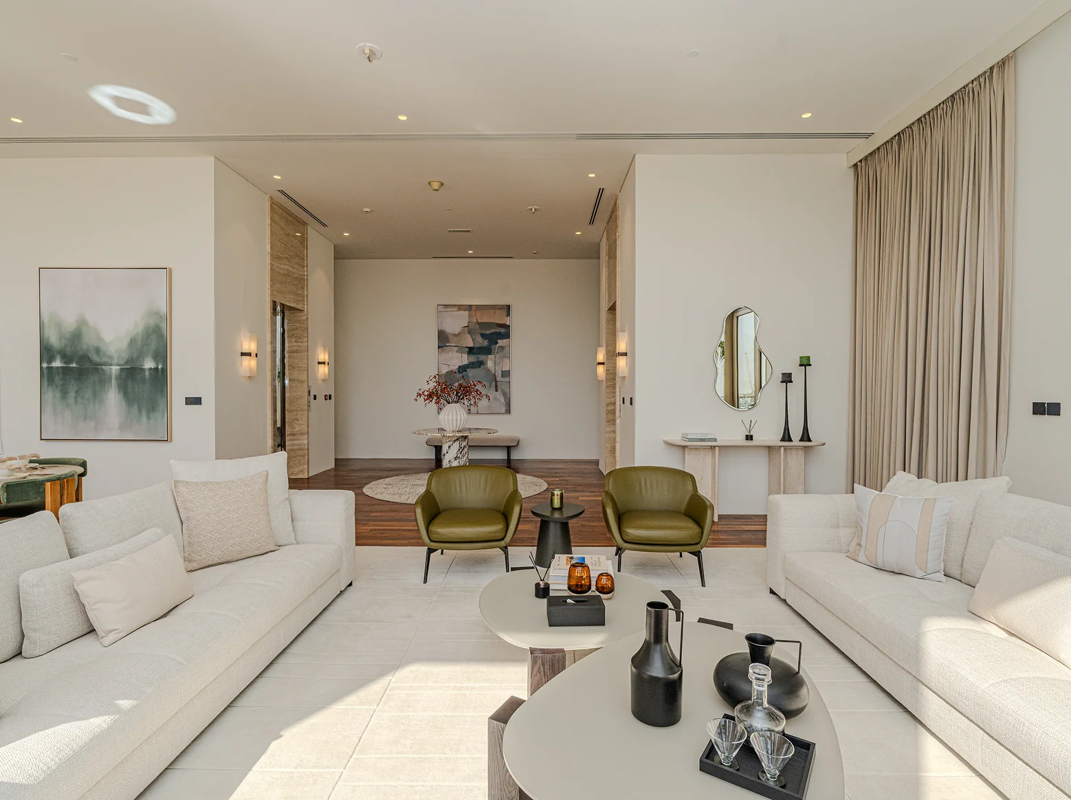Penthouse — photograph 2