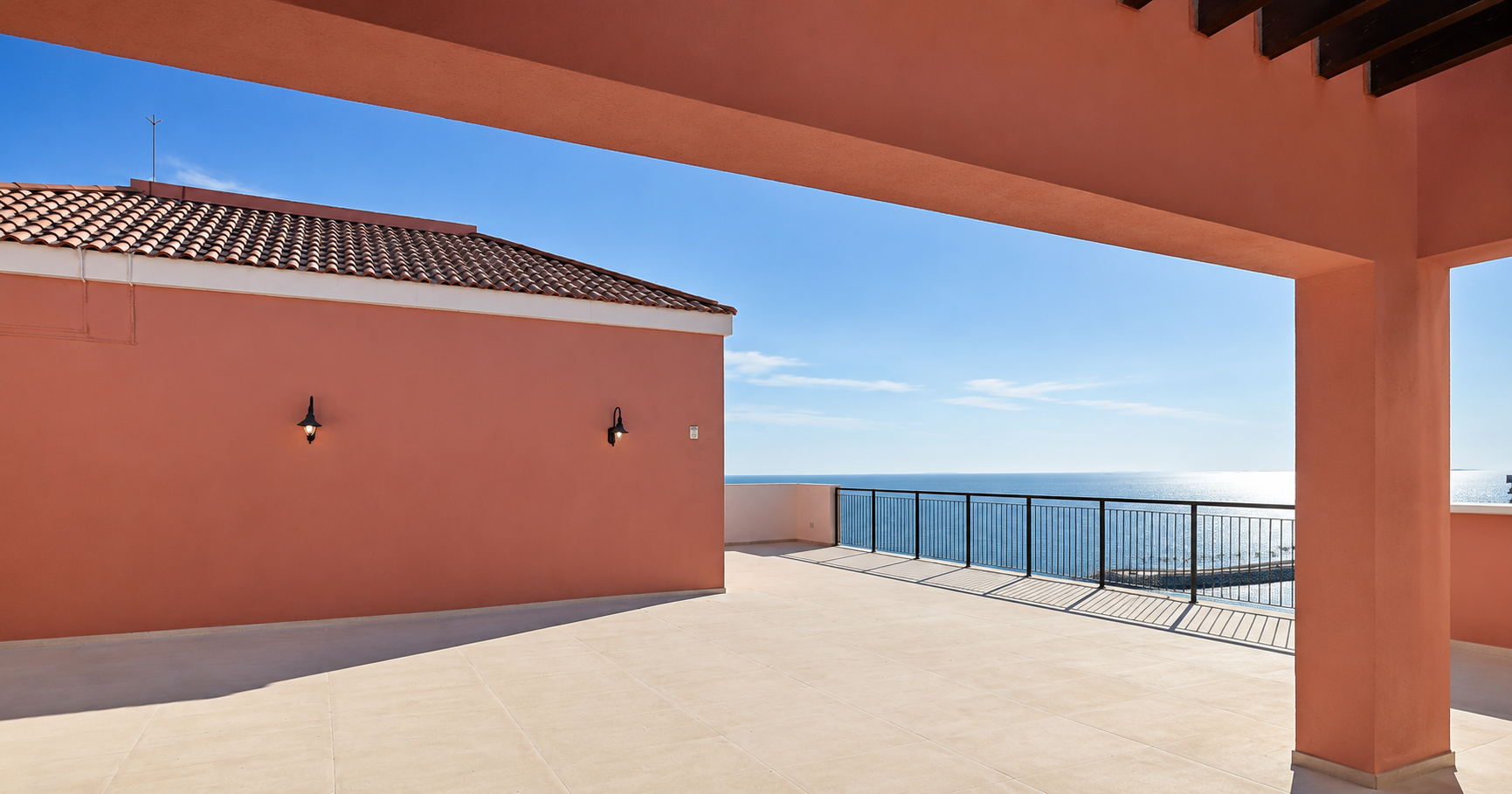 Triplex Penthouse — photograph 2
